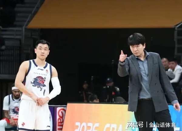 开云体育-够硬!CBA联盟犯规第一球队,近12战11胜,晋京厦3强,全赢了个遍